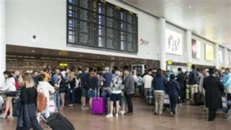 B­r­ü­k­s­e­l­ ­h­a­v­a­l­i­m­a­n­ı­n­d­a­ ­g­r­e­v­